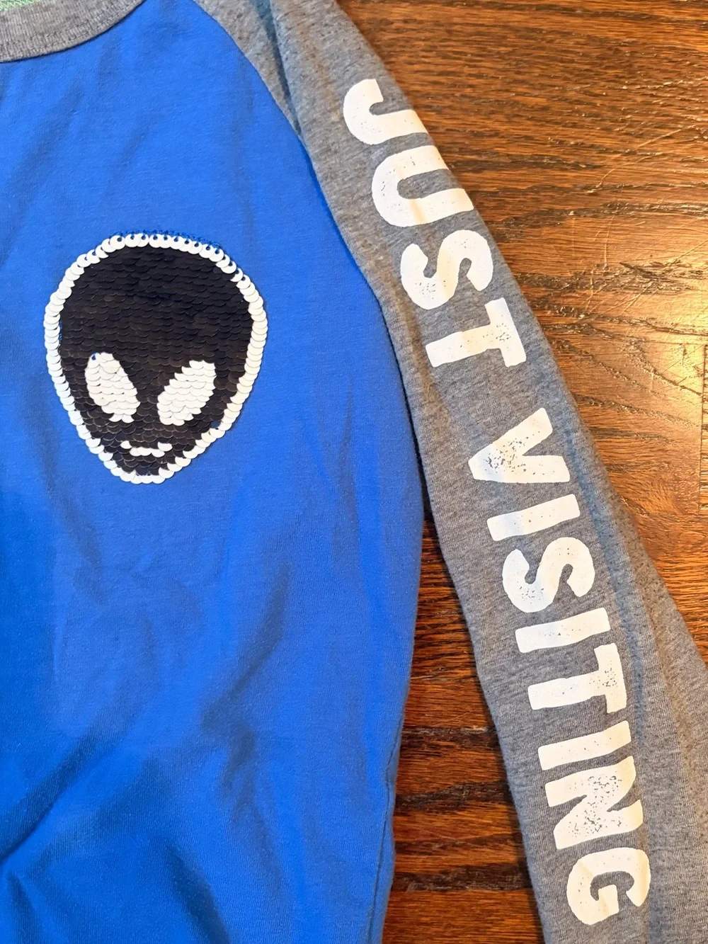 OshKosh B'gosh Blue & Gray Raglan Tee with Green Sequin Alien
